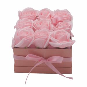 Aranjament  Flori de Săpun în Cutie Cadou - 9 Trandafiri Roz - Pătrat