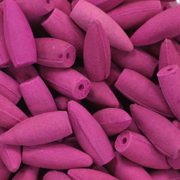 bG9jYWw6Ly9tZWRpYS85Ry84Qy82MFIzMEMxRzZNVzM4QzlHLzFlYjRjZWU3LmpwZWc Pachet 500g Conuri Parfumate "Fum Curgător" - Iasomie (aprox. 225 buc)