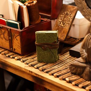 Agendă din Piele cu Margini Neregulate (12,5x9 cm) – Model Green Maze