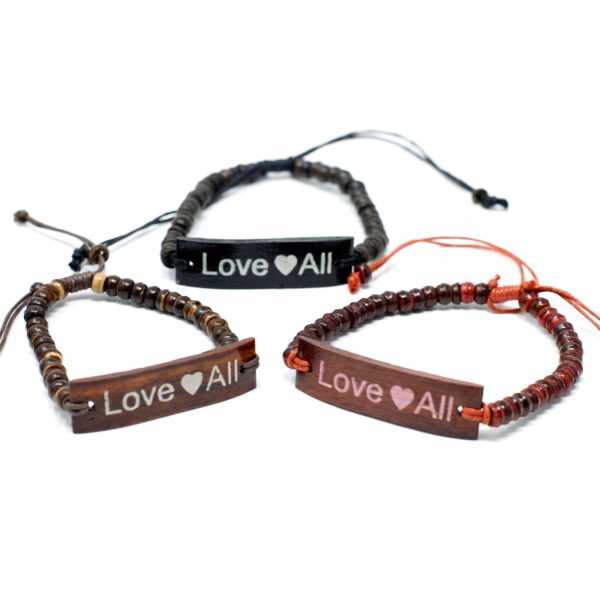 Set de 6 brățări din cocos cu slogan - LoveAll