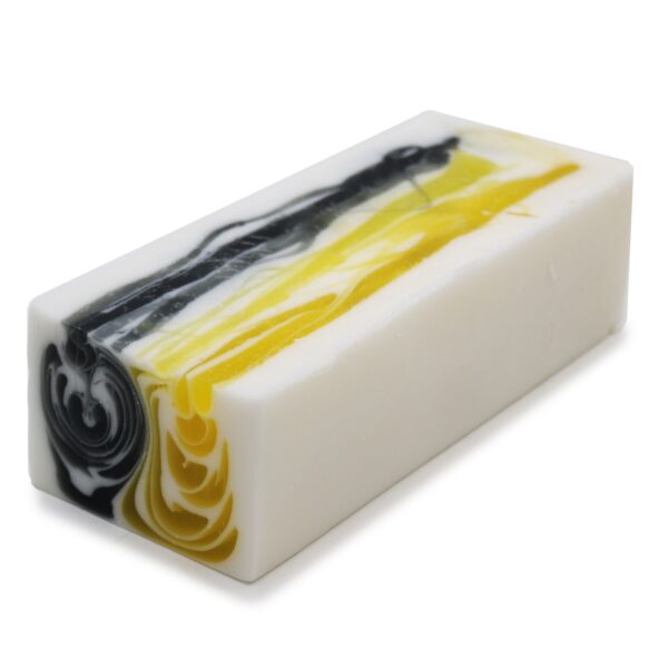 bG9jYWw6Ly9tZWRpYS8xSC9HRC82MFIzMEMxRzZSVDNHRDFIL2U5ZjJkMWQ3LmpwZWc Săpun Artizanal 1.2 kg - Day and Night