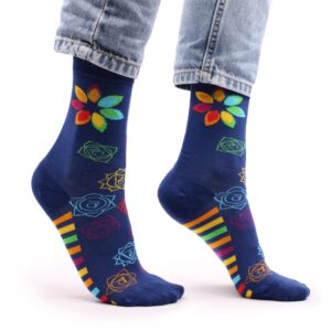 Șosete din bambus Hop Hare (36-40) cu model chakra curcubeu
