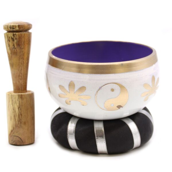 bG9jYWw6Ly9tZWRpYS9IRy8yRC82MFIzMEMxRzZSVksyREhHLzE2NTVhNTRhLmpwZWc Set de Vase Cântătoare Yin și Yang - Alb/Mov 10.7cm
