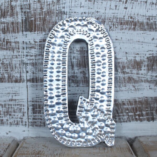 Litere Decorative din Aluminiu - Q