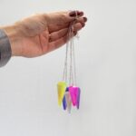 Pendul cu Șase Fețe – Cristal Aurora Verde Pal – 4 cm