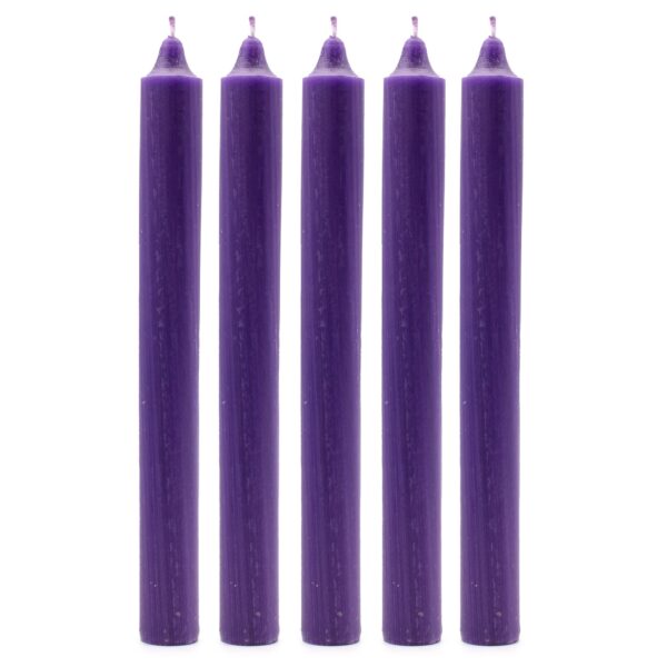 bG9jYWw6Ly9tZWRpYS9ISi9HQy82MFIzMEMxRzZSVktHQ0hKLzhmOGNhNTFhLmpwZWc Lumânare de masă violet rustic - 100 buc.
