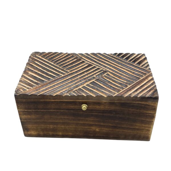 bG9jYWw6Ly9tZWRpYS9ITS8yRC82MFIzMEMxRzZXUksyREhNLzA2NzUzNDA5LmpwZWc Vintage Deco - Cutie Multifuncțională - 22x12x10cm - Linii Antice
