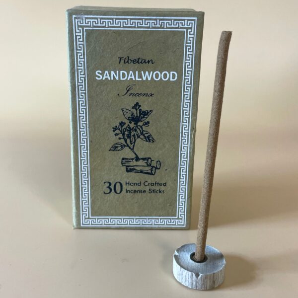 bG9jYWw6Ly9tZWRpYS9TTS9KQy82MFIzMEMxRzZXUjNKQ1NNLzc5MGNhYThjLmpwZWc Set cadou de tămâie Himalayan Sugandhit Dhoop - Lemn de Santal