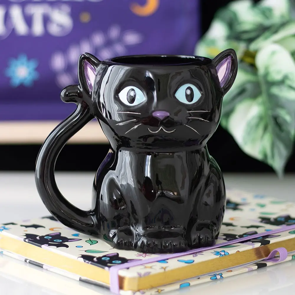 Cană pisică neagră drăguță și înfricoșătoare