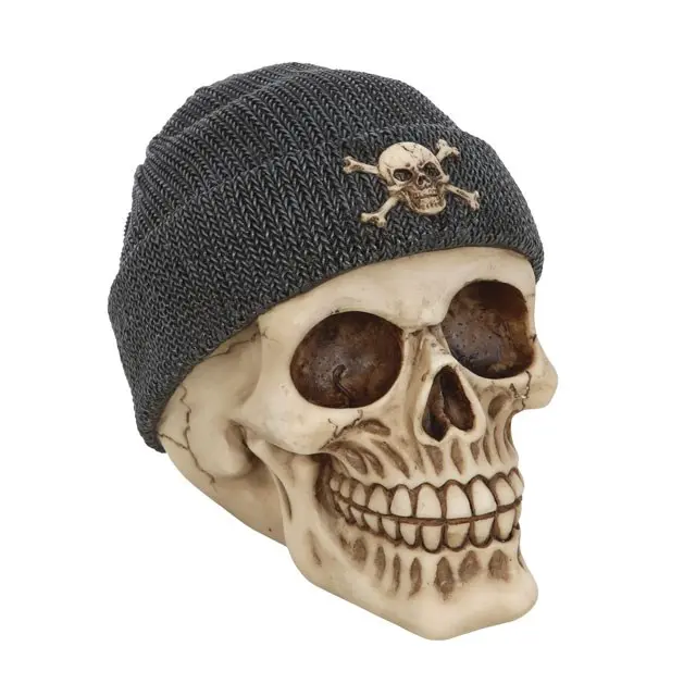 Ornament decorativ din rășină în formă de craniu cu căciulă pentru Halloween
