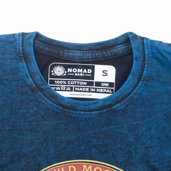 Tricou Nomad Sari din Bumbac cu Aspect Stonewashed – Rămâi Sălbatic, Copilul Lunii – Albastru – Mic