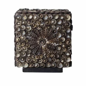 Lampă Boho din Scoici – Pătrată Twist, Maro Ciocolatiu – 15 cm