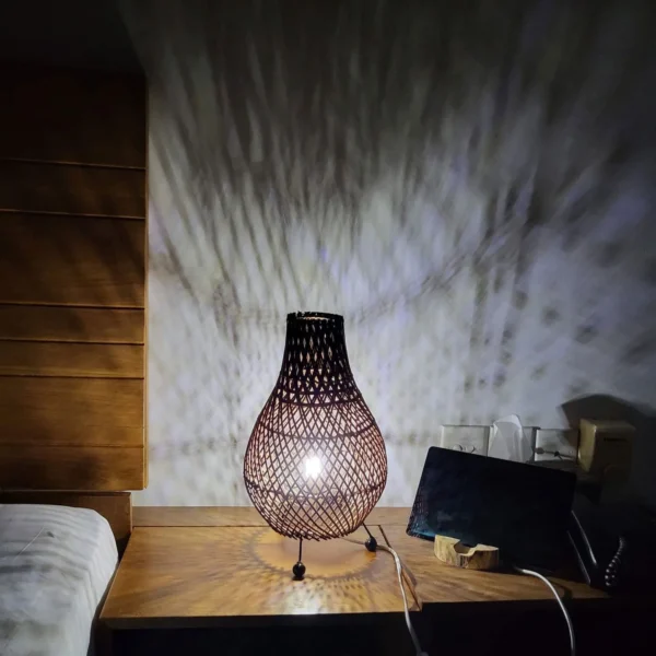 Lampă de Masă din Ratan – Culoare Naturală
